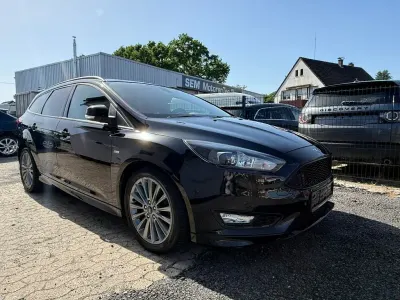 Gebraucht Ford Focus ST 182 PS (133 kW) 2018 Schwarz Limousine