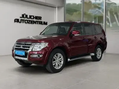 Gebraucht Mitsubishi Pajero 190 PS (139 kW) 2015 Rot SUV