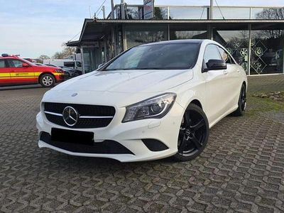 Gebraucht Mercedes CLA250 Night 211 PS (155 kW) 2013 Weiß Limousine