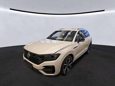 Gebraucht VW Touareg 286 PS (210 kW) 2023 Sechura beige metallic SUV