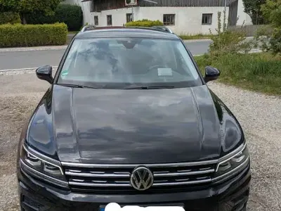 Gebraucht VW Tiguan IQ Drive 150 PS (110 kW) 2019 Schwarz SUV