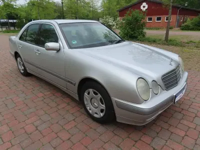 Gebraucht Mercedes E200