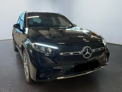 Gebraucht Mercedes GLC300 AMG line 269 PS (197 kW) 2025 197  obsidianschwarz  metalliclack SUV