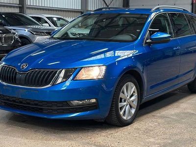Gebraucht Skoda Octavia Ambition 116 PS (85 kW) 2019 Blau Kombi