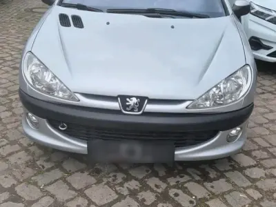 Gebraucht Peugeot 206 CC 136 PS (100 kW) 2003 Silber Cabrio
