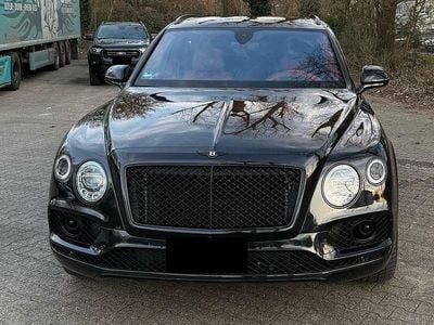 Schwarz Gebraucht 2017 Bentley Bentayga SUV | 89.999 € (Fairer Preis)