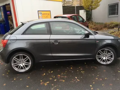 Gebraucht Audi A1 S-Line 122 PS (89 kW) 2014 Grau Kleinwagen
