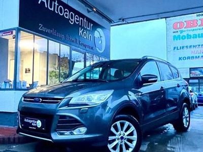 Gebraucht Ford Kuga Titanium 150 PS (110 kW) 2016 Grau SUV