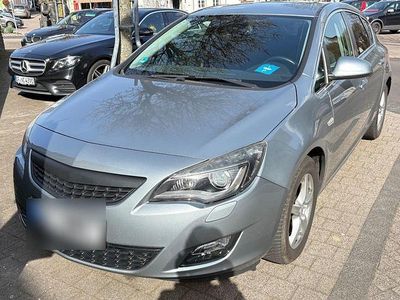 Gebraucht Opel Astra Innovation 140 PS (102 kW) 2010 Grau Limousine