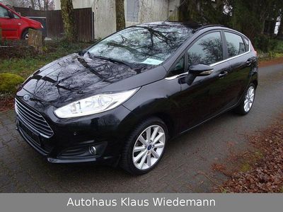 Gebraucht Ford Fiesta Titanium 101 PS (74 kW) 2016 Panther  schwarz Kleinwagen