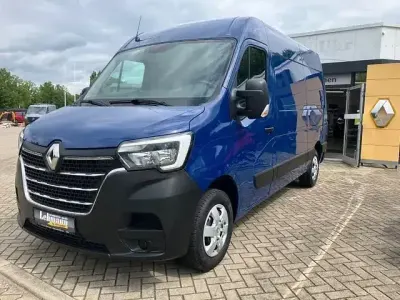 Gebraucht Renault Master Komfort 150 PS (110 kW) 2023 Blau Van / Kleinbus
