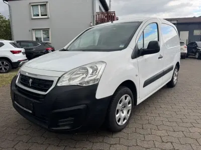 Gebraucht Peugeot Partner Comfort 75 PS (55 kW) 2015 Weiß Van / Kleinbus