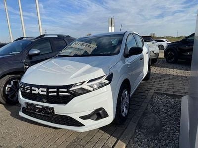 Second-hand Dacia Sandero Essentiel 67 CP (49 kW) 2024 Alb Berlinǎ