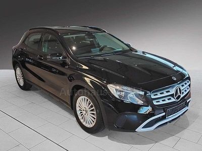 Gebraucht Mercedes GLA180 122 PS (89 kW) 2018 Schwarz SUV