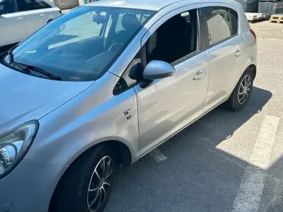Gebraucht Opel Corsa 100 PS (73 kW) 2010 Kleinwagen
