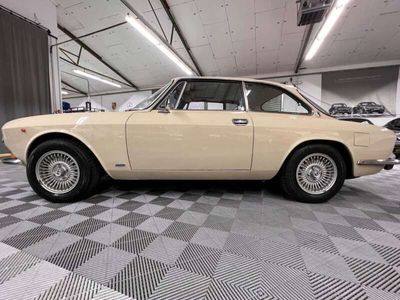 gebraucht Alfa Romeo 2000 Giulia GT; BertoneCoupé mit Schiebedach!