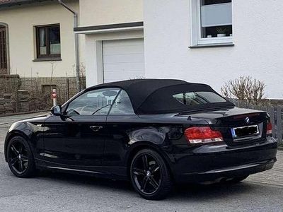 Gebraucht BMW 118 Cabriolet 143 PS (105 kW) 2011 Schwarz Cabrio