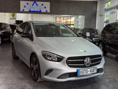 Gebraucht Mercedes B220 Night 190 PS (139 kW) 2020 Silber Van / Kleinbus