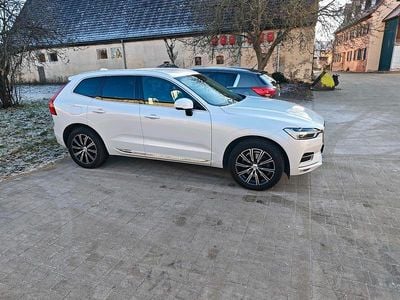 Weiß Gebraucht 2020 Volvo XC60 SUV | 24.500 € (Guter Preis)