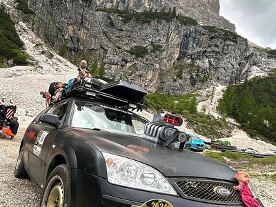 Usata Ford Mondeo 150 CV (110 kW) 2005 Nero Station wagon