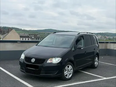 Gebraucht VW Touran 105 PS (77 kW) 2008 Schwarz Van / Kleinbus