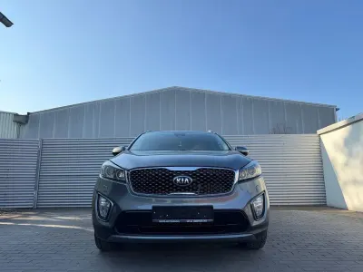 Gebraucht Kia Sorento Spirit 200 PS (147 kW) 2015 Grau SUV