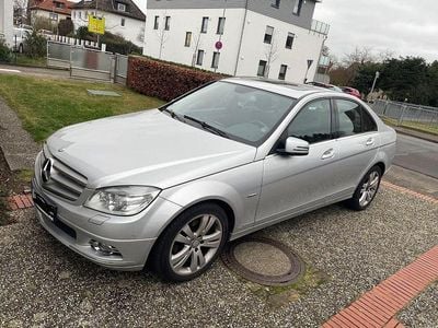 Silber Gebraucht 2009 Mercedes C200 Elegance Limousine | 8.000 € (Fairer Preis)