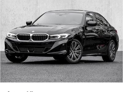 Second-hand BMW 330e Sport Line 292 CP (214 kW) 2024 Negru Berlinǎ