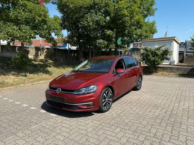 Second-hand VW Golf VII United 150 CP (110 kW) 2020 Roșu Break