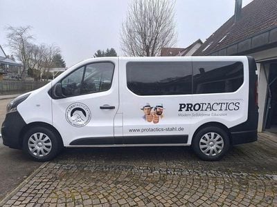 Second-hand Opel Vivaro 125 CP (91 kW) 2017 Alb Monovolum