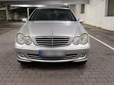 Gebraucht Mercedes C180 Elegance 143 PS (105 kW) 2004 Silber Limousine