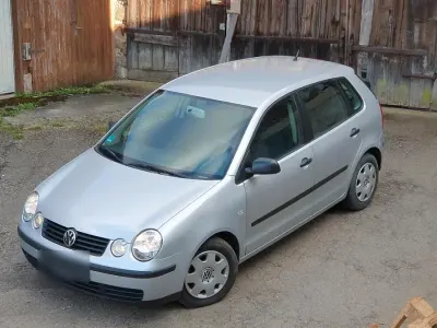 Gebraucht VW Polo 54 PS (39 kW) 2003 Silber Kleinwagen