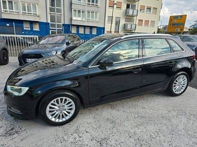 Gebraucht Audi A3 Ambiente 110 PS (80 kW) 2015 Mythosschwarz metallic Limousine