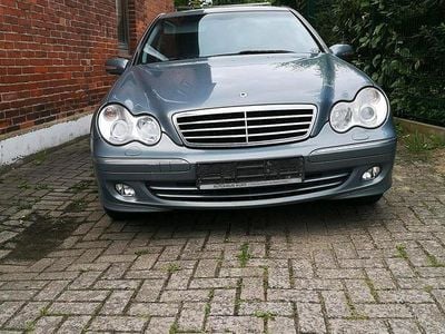 Mercedes C200