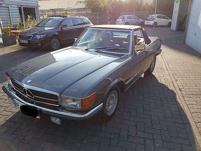Usata Mercedes SL500 231 CV (169 kW) 1985 Grigio Cabrio