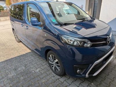 Gebraucht Toyota Proace 150 PS (110 kW) 2017 Blau Van / Kleinbus