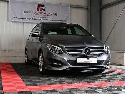 Gebraucht Mercedes B200 136 PS (100 kW) 2016 Grau Van / Kleinbus