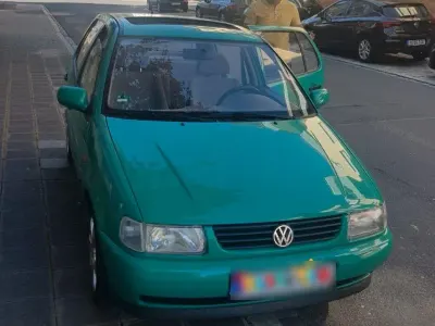 Gebraucht VW Polo Trendline 60 PS (44 kW) 1998 Grün Limousine