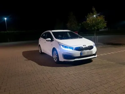 Gebraucht Kia Ceed 110 PS (80 kW) 2017 Weiß Kleinwagen