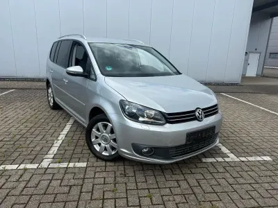 Gebraucht VW Touran Highline 170 PS (125 kW) 2011 Silber Van / Kleinbus
