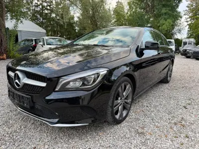 Gebraucht Mercedes CLA200 Shooting Brake 136 PS (100 kW) 2018 Schwarz Kombi