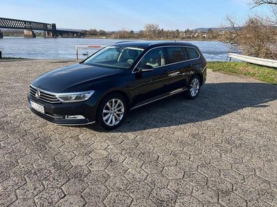 Gebraucht VW Passat Trendline 150 PS (110 kW) 2017 Schwarz Kombi