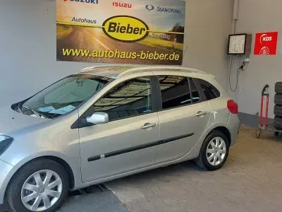 Gebraucht Renault Clio II Dynamique 75 PS (55 kW) 2008 Silber Limousine