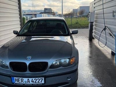 Grau Gebraucht 2003 BMW 316 Limousine | 2.600 € (Teuer)