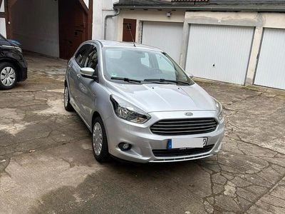 Gebraucht Ford Ka Plus 70 PS (51 kW) 2017 Silber Kleinwagen