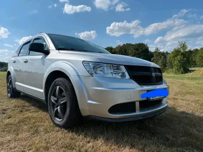 Neu Dodge Journey 174 PS (127 kW) 2026 Silber SUV