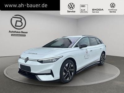 Second-hand VW ID.7 Pro 210 kW (286 CP) 2025 Alb Break