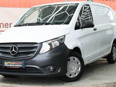 Usado Mercedes Vito 88 HP (64 kW) 2016 Branco Van