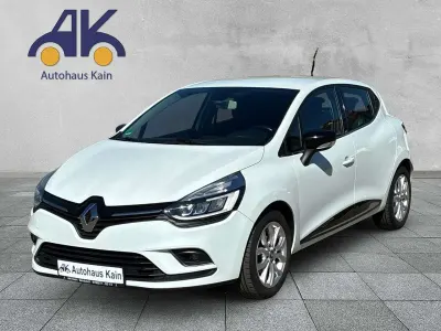 Gebraucht Renault Clio IV Intens 90 PS (66 kW) 2018 Weiss "nacre" Kleinwagen