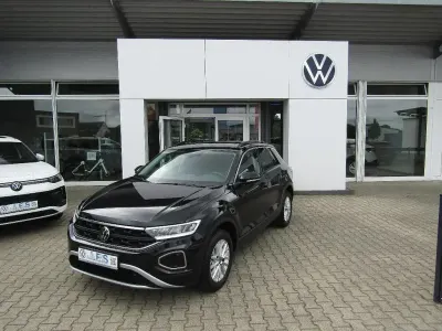 Gebraucht VW T-Roc Life 150 PS (110 kW) 2025 Schwarz SUV